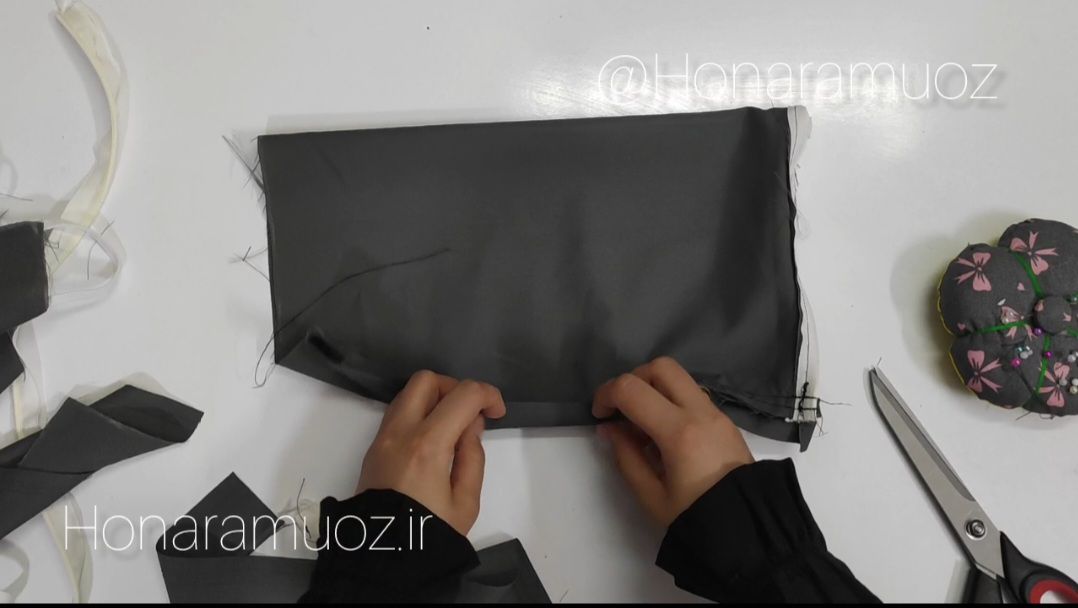 پشت نوار اریب-هنرآموز